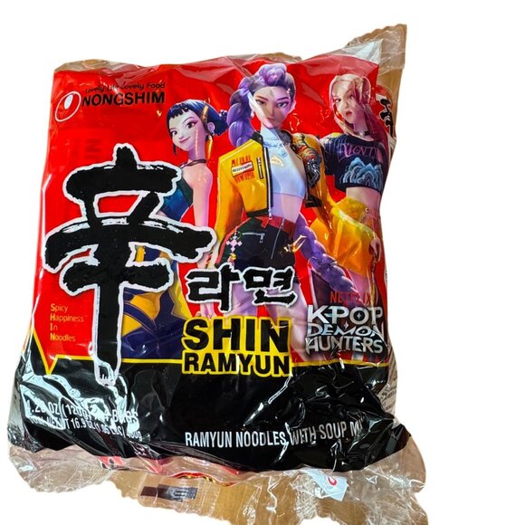 K-POP Demon Hunters Shin Ramyun Collectible 4 Pack Ramen Noodles Rumi Zoey Mira - Picture 1 of 7